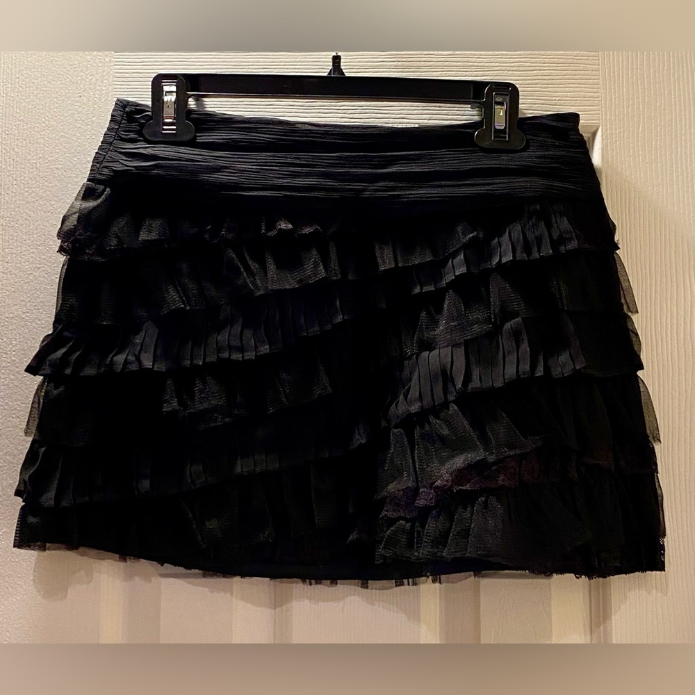 Juicy Couture black ruffled with lace skirt size 0